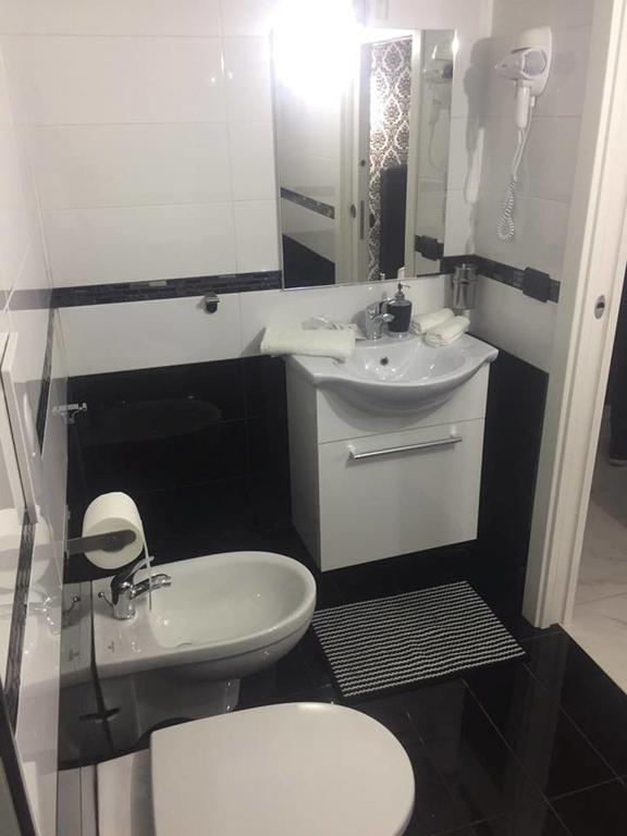 Casa Vacanze Sannazzaro 70 Νάπολη Εξωτερικό φωτογραφία