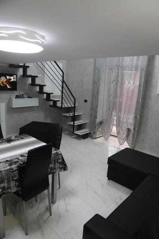 Casa Vacanze Sannazzaro 70 Νάπολη Εξωτερικό φωτογραφία