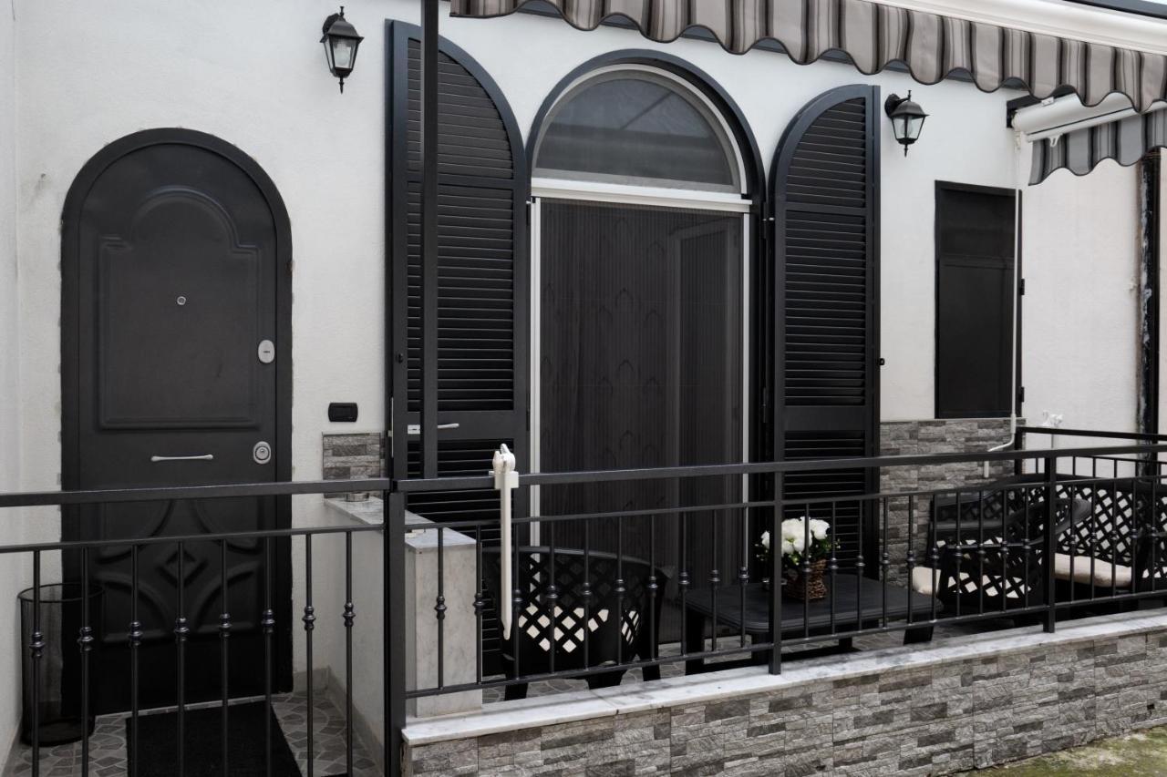 Casa Vacanze Sannazzaro 70 Νάπολη Εξωτερικό φωτογραφία